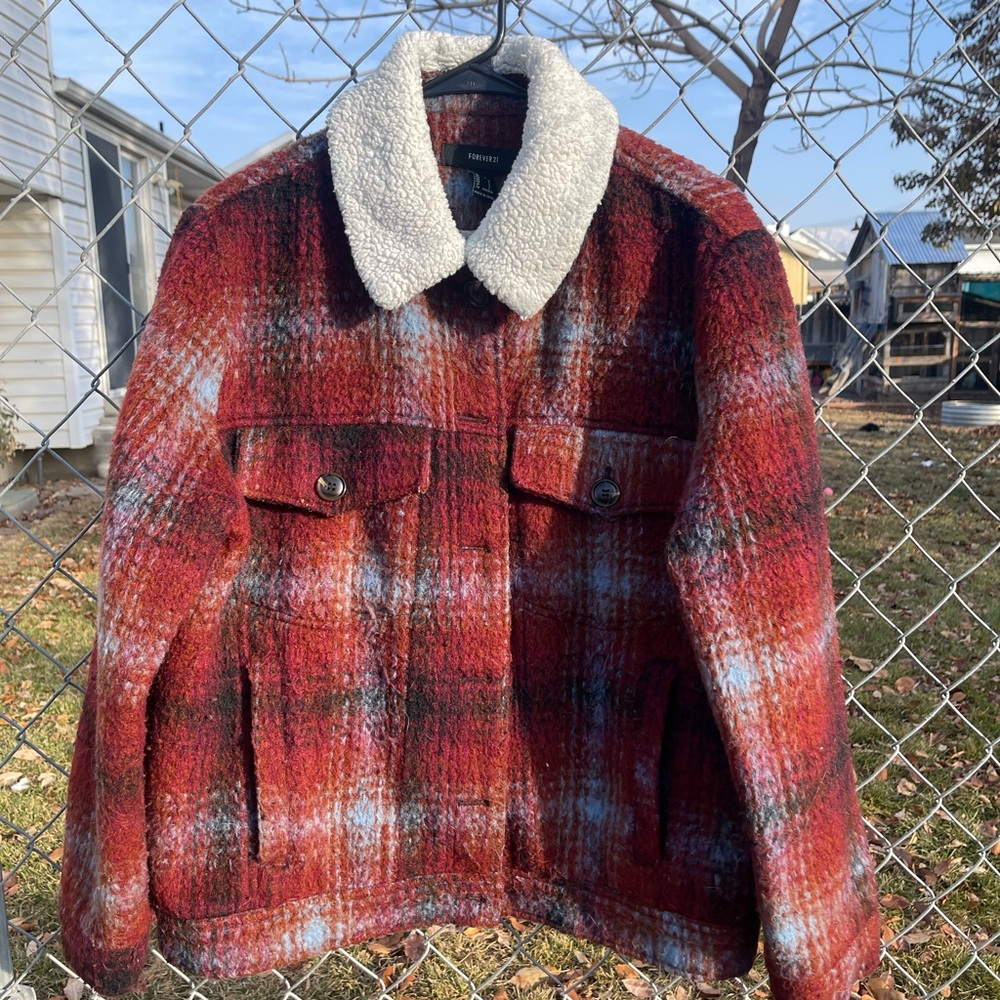 Sherpa Collared plaid jacket